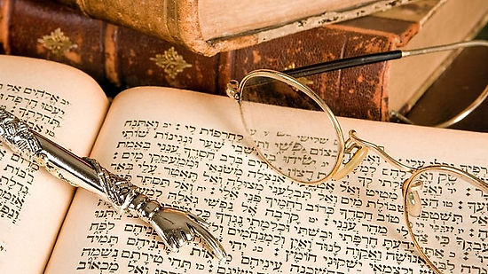 LIVE – Torah Discussion